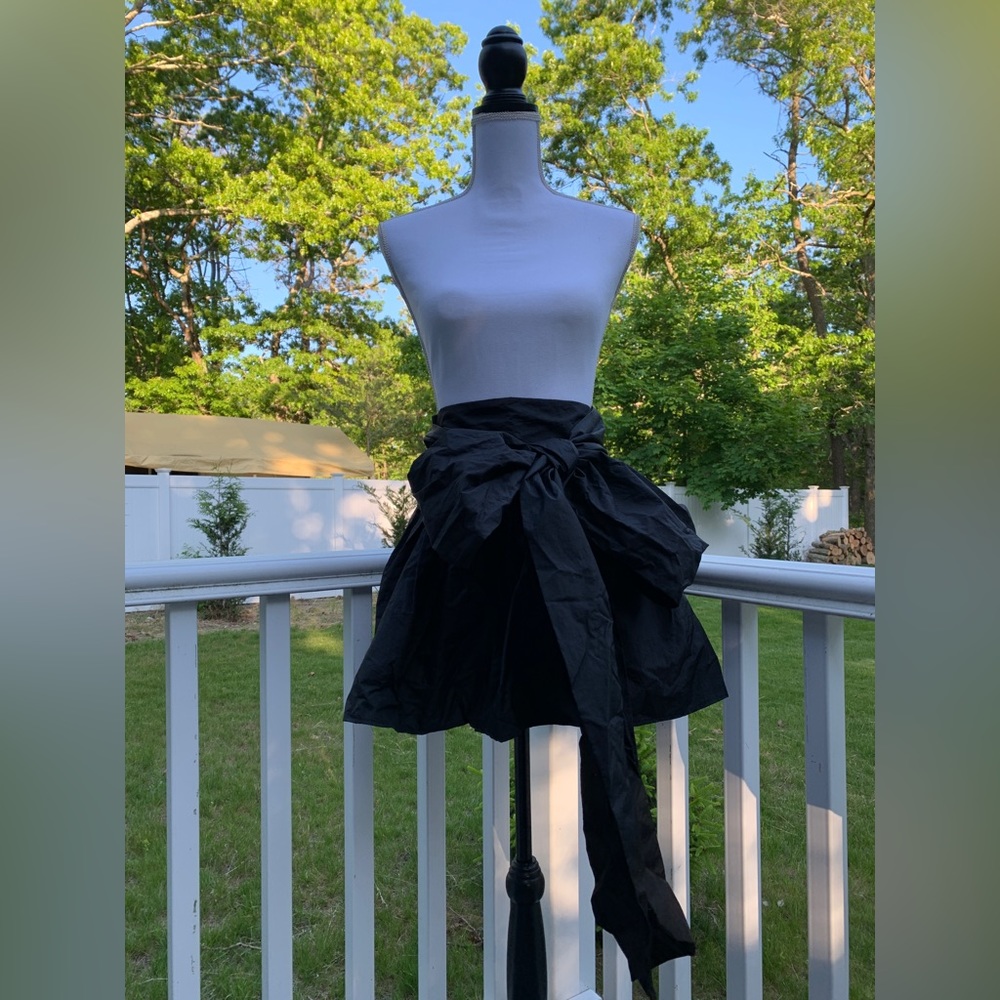 ZARA Short Skirt with Bow